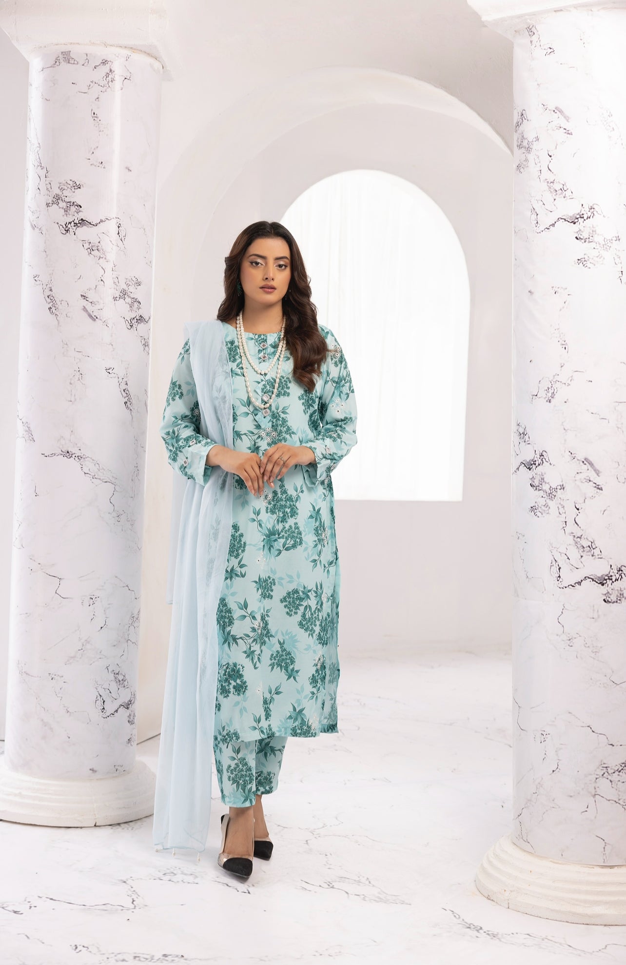 3 Piece Ready To Wear Viscose ChickenKari Printed Suit Kashmiri Kapray